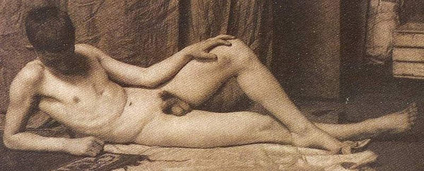 Boy laying in Atelier 