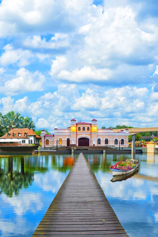 Jetty to Home Painting