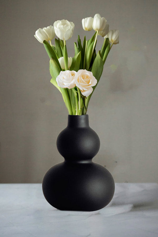Black Flower Vase Painting